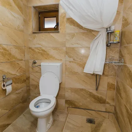 Salaṣtrikic 2 * Szabadka